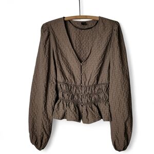 Vero Moda Smocked waist V-neck Textured Blouse Medium